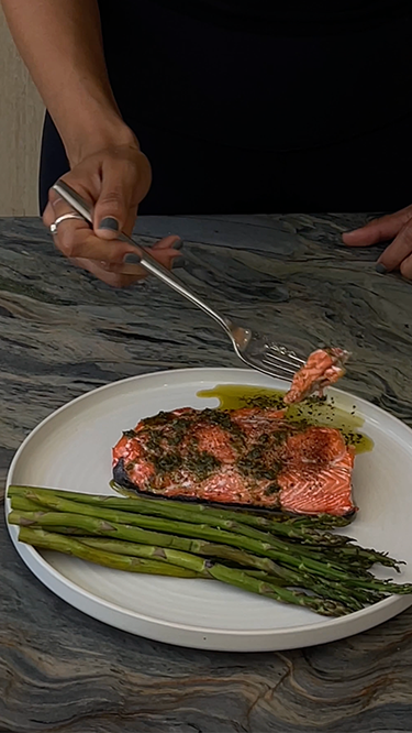 Healthy Eats: Easy 20 Minute Salmon Recipe – ZOZOFIT